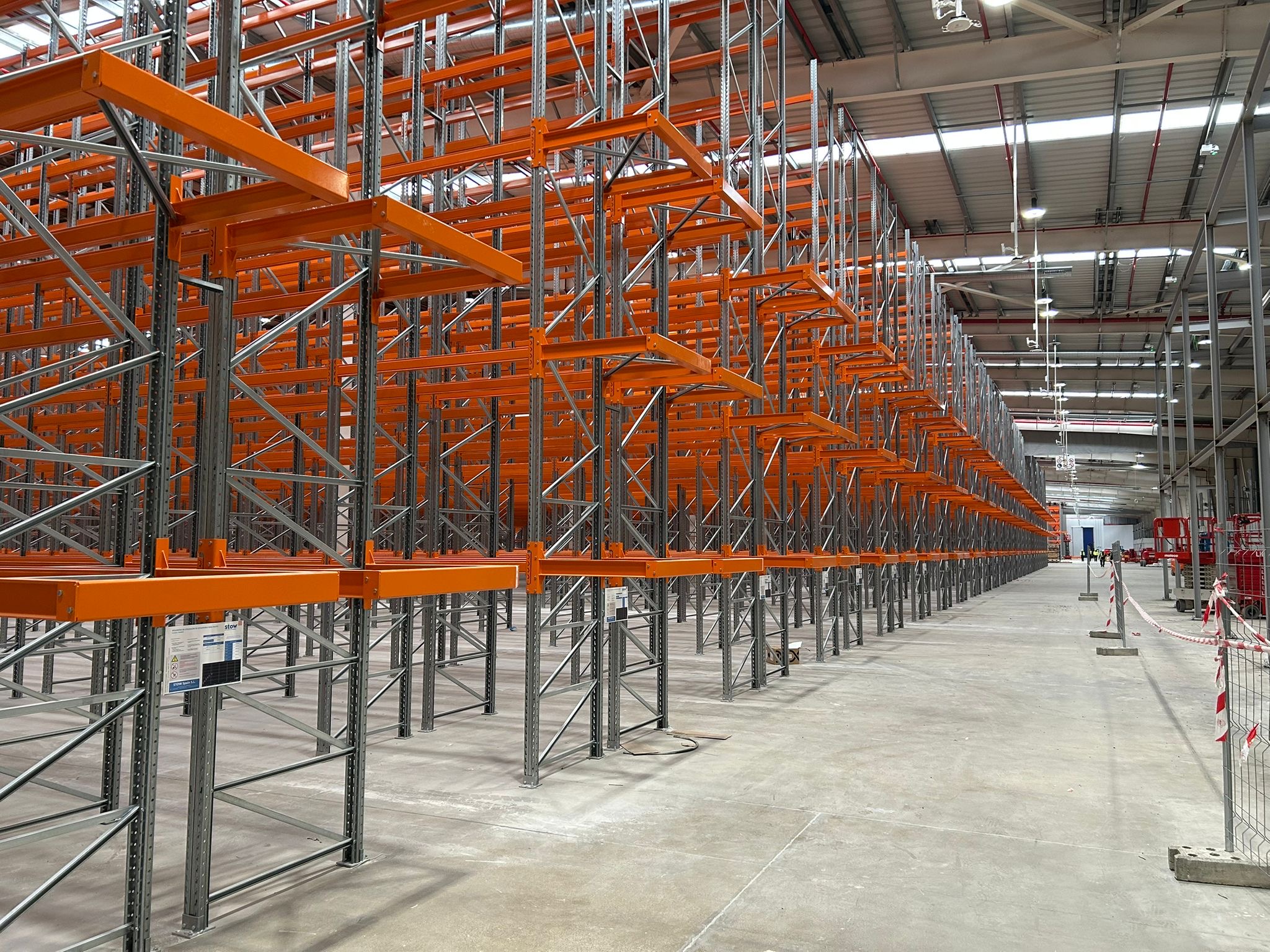 Nueva nave Logista Pharma Subirats DC1